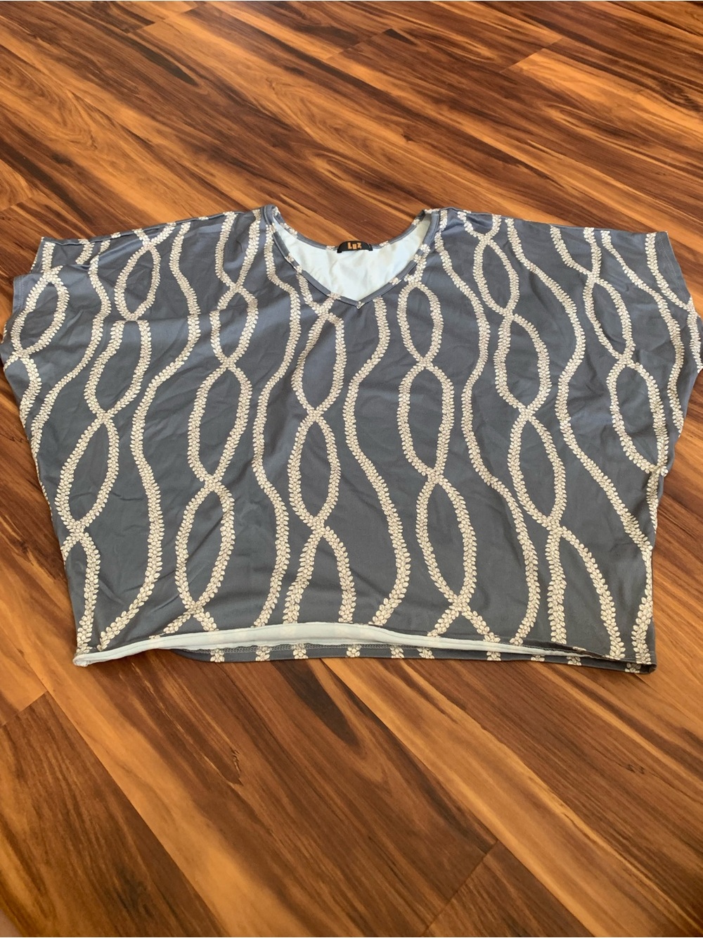 JW women’s top